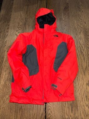 The North Face Kids 2 in 1 cold jacket SZ L 14/16